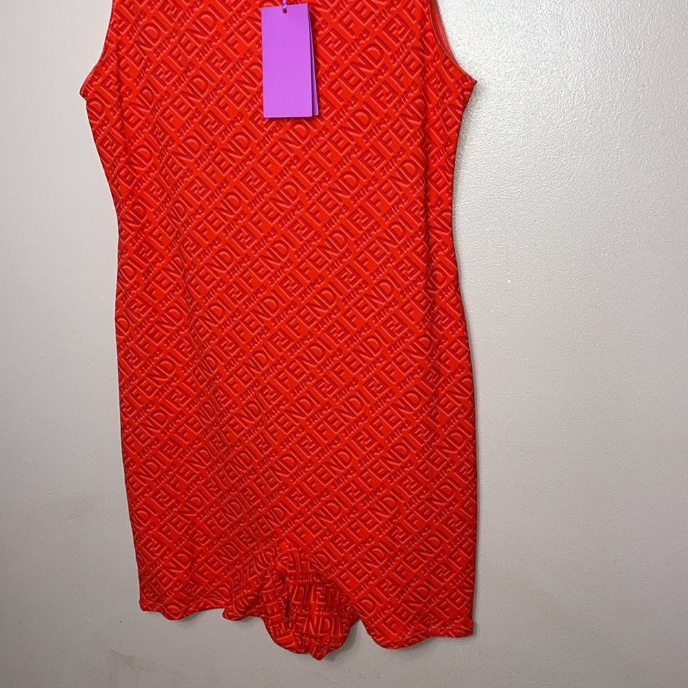 ❌SOLD ❌Fendi x SKIMS Sleeveless Mid Thigh
Bodysuit 2X - Picture 4 of 6